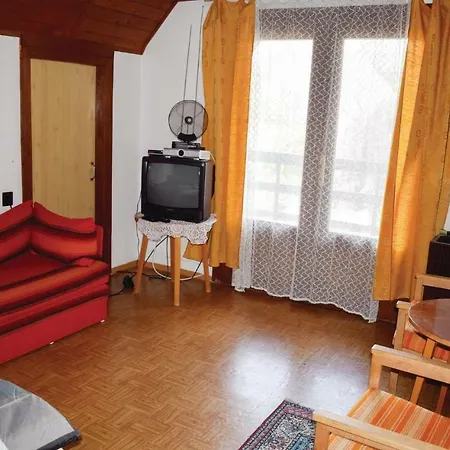 Three-bedroom Holiday In Nyaraló
