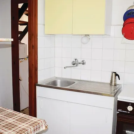Nyaraló Three-bedroom Holiday In *
