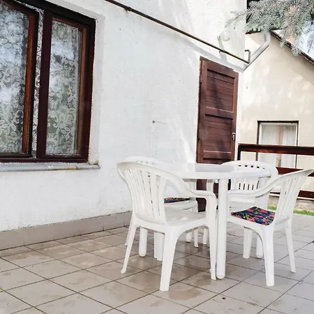 Three-bedroom Holiday In * Balatonszemes