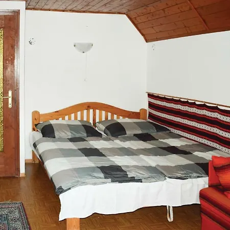 Three-bedroom Holiday In Nyaraló *